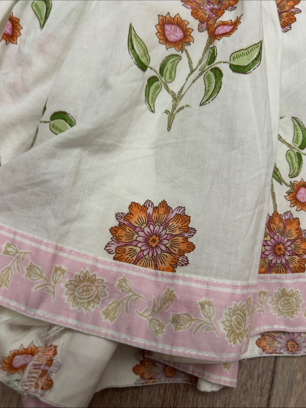 White Floral Boho Skort with Pink Border size S - Picture 10 of 14